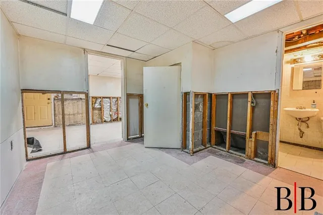 $888,000 | 2076 East 63rd Street | Mill Basin