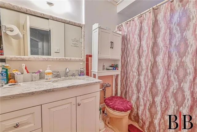 $888,000 | 2076 East 63rd Street | Mill Basin