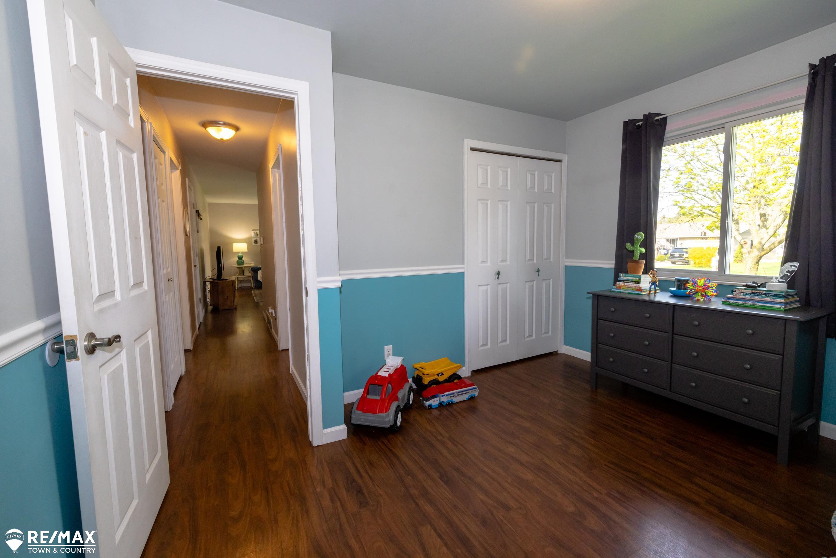 557 Spring Lane Flushing, MI 48433 - Photo 20 of 37