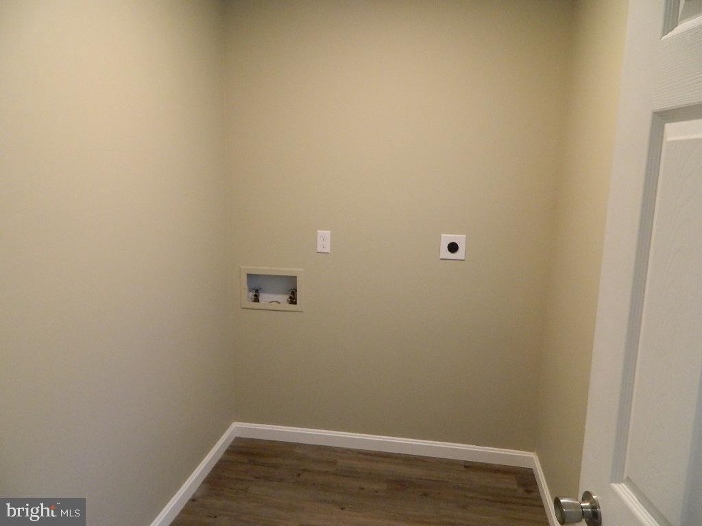 23372 Hurry Road Avenue, MD 20609 - Photo 36 of 49 2nd Laundry off Master Bdrm