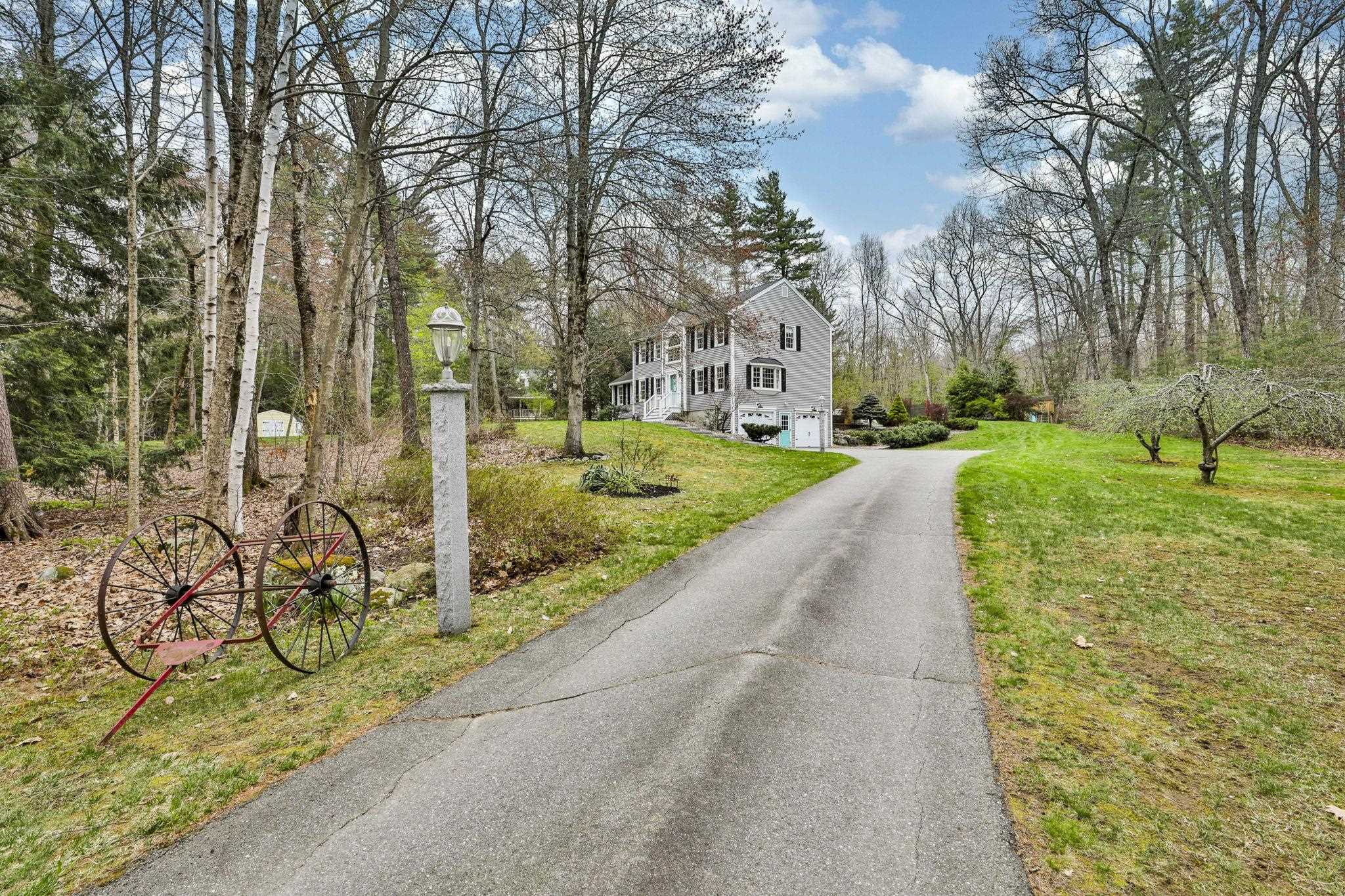 7 Drake Lane Derry, NH 03038 - Photo 45 of 46
