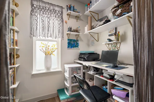 $229,900 | 1606 Cambridge Manor Drive, Scotia, NY 12302