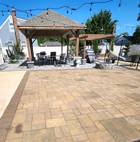 a view of outdoor space