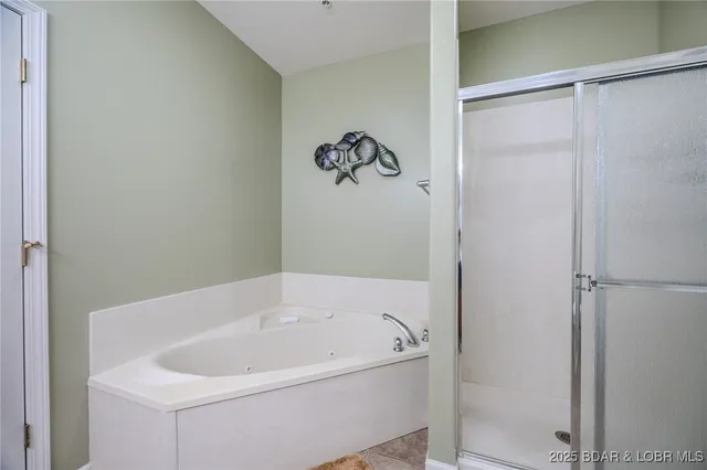 $380,000 | 91 Moeller Way, Unit 1F, Camdenton, MO 65020