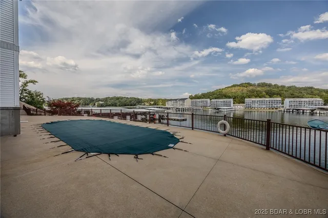 $380,000 | 91 Moeller Way, Unit 1F, Camdenton, MO 65020