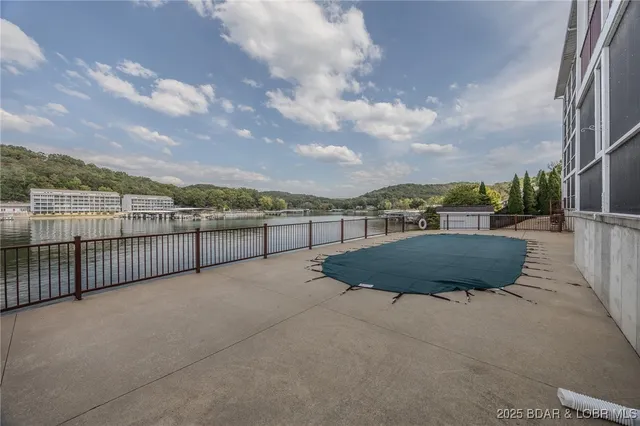 $380,000 | 91 Moeller Way, Unit 1F, Camdenton, MO 65020