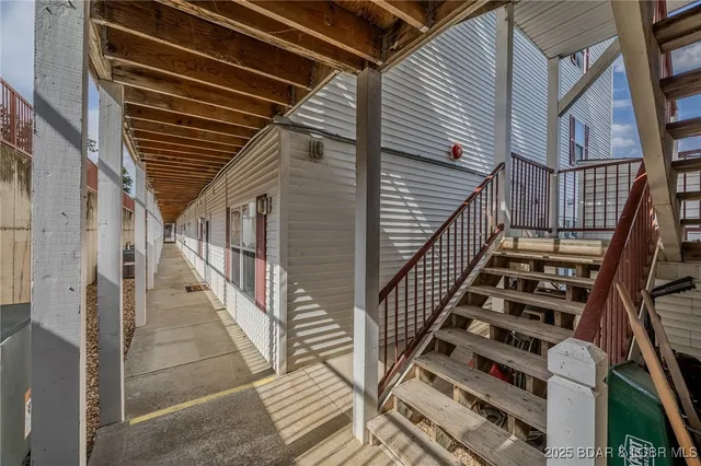 $380,000 | 91 Moeller Way, Unit 1F, Camdenton, MO 65020