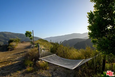$1,450,000 | 34550 Mulholland Highway, Malibu, CA 90265
