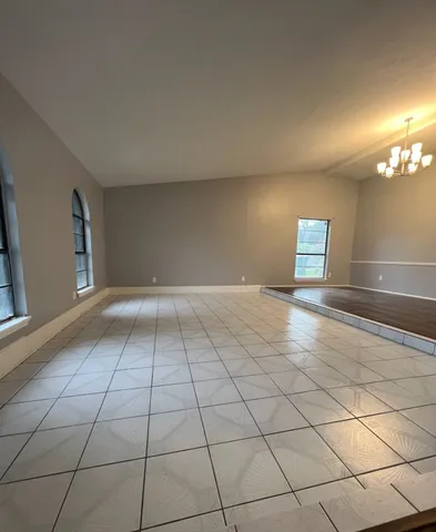 $1,900 | 8103 Edgebrook Forest Court, Houston, TX 77088