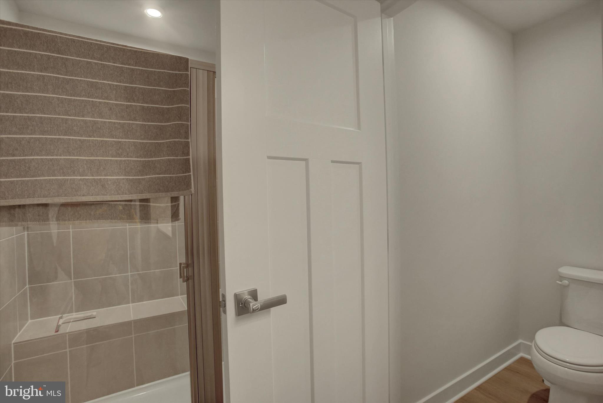 741 Raeann Drive Greencastle, PA 17225 - Photo 15 of 28 Primary bath