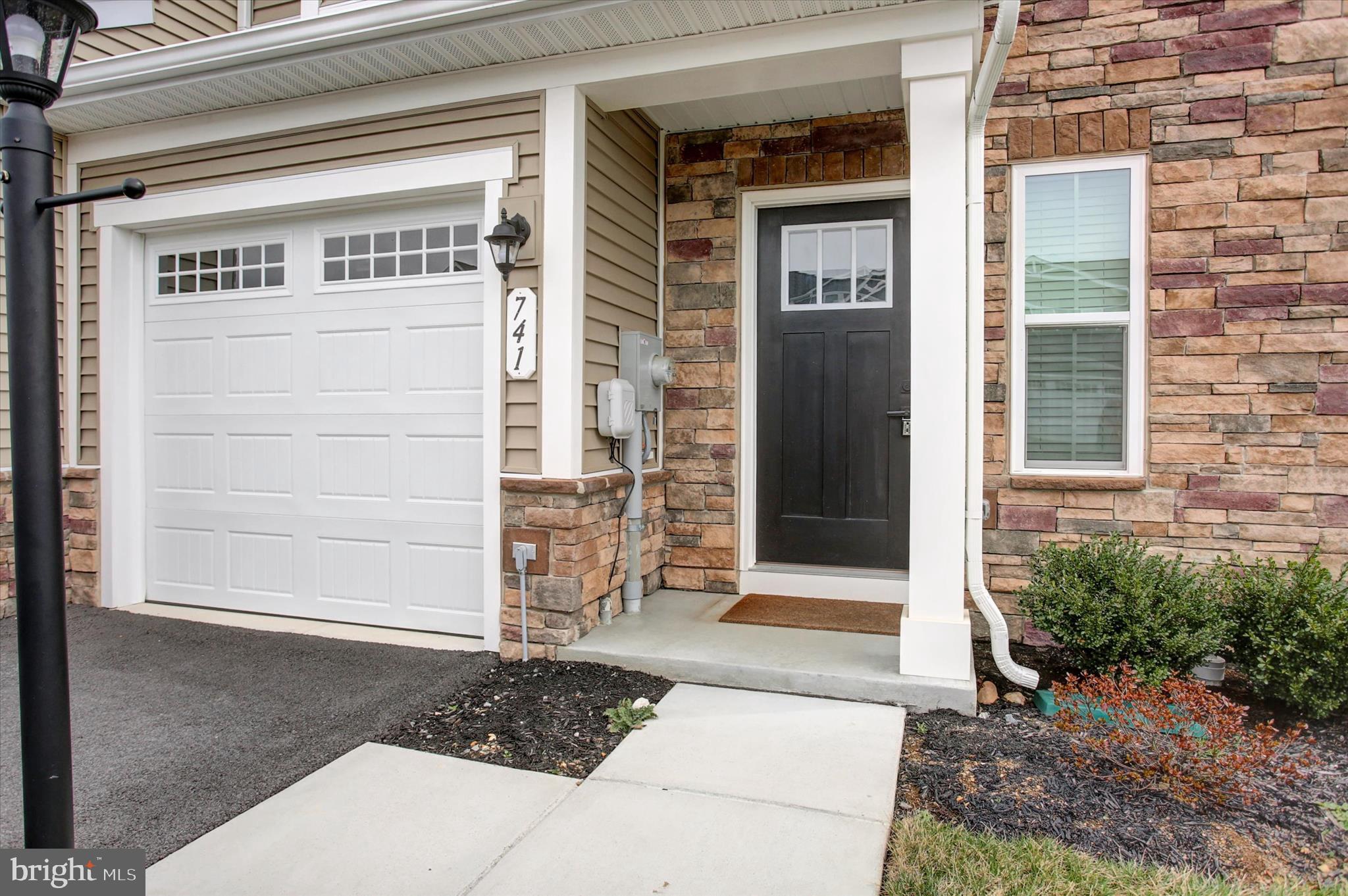 741 Raeann Drive Greencastle, PA 17225 - Photo 2 of 28 Entrance