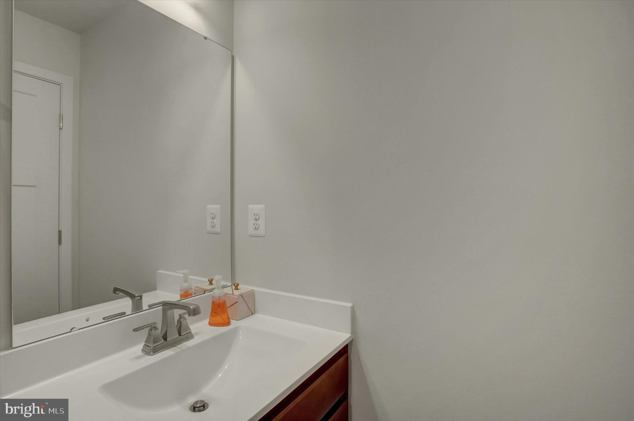 741 Raeann Drive Greencastle, PA 17225 - Photo 22 of 28 Full bath