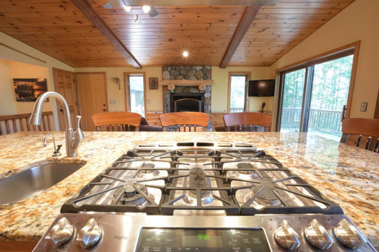 8086 Frontier Road Presque Isle, WI 54557 - Photo 6 of 36 Gallery Image 6