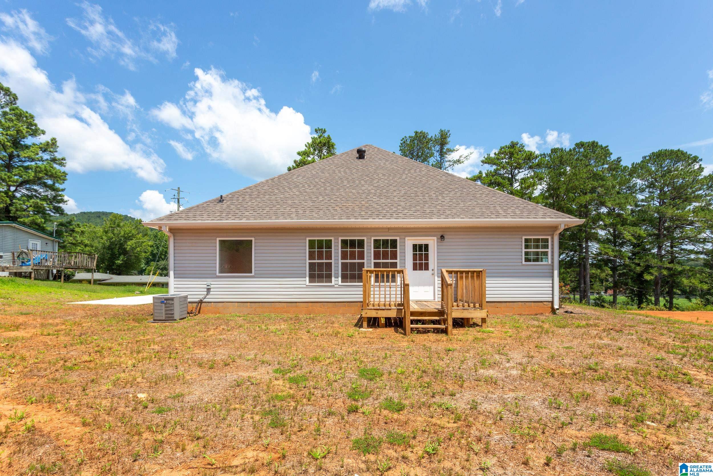 895 Bruce Street Anniston, AL 36201 - Photo 29 of 33