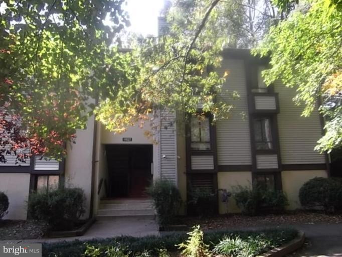 11627 Stoneview Square, Unit 78/1B Reston, VA 20191 - Photo 1 of 19 Exterior (Main)