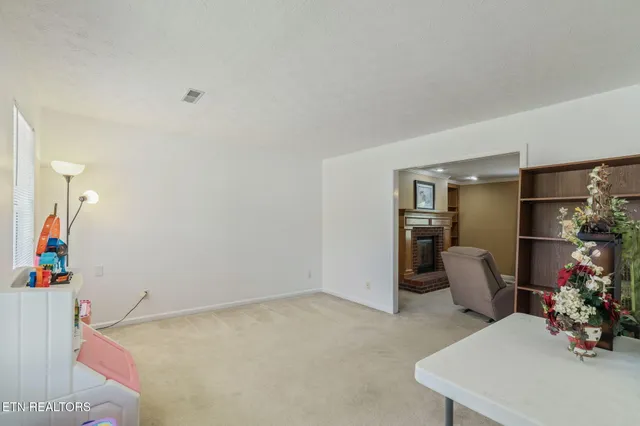 $410,000 | 337 Nicely Trail, Powell, TN 37849