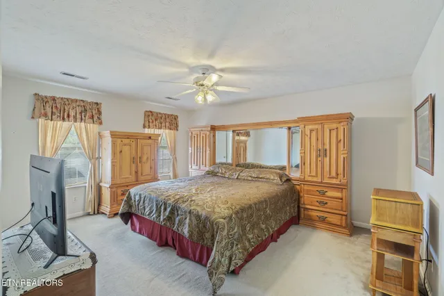 $410,000 | 337 Nicely Trail, Powell, TN 37849