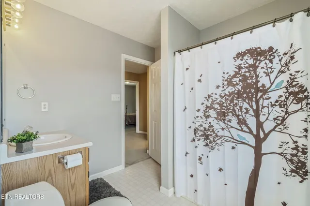 $410,000 | 337 Nicely Trail, Powell, TN 37849