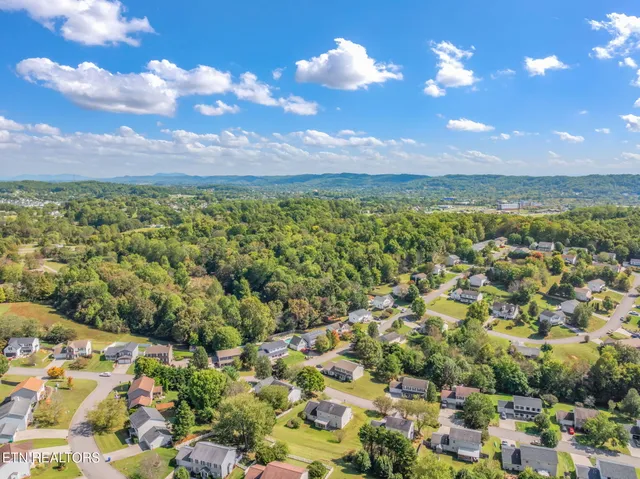 $410,000 | 337 Nicely Trail, Powell, TN 37849