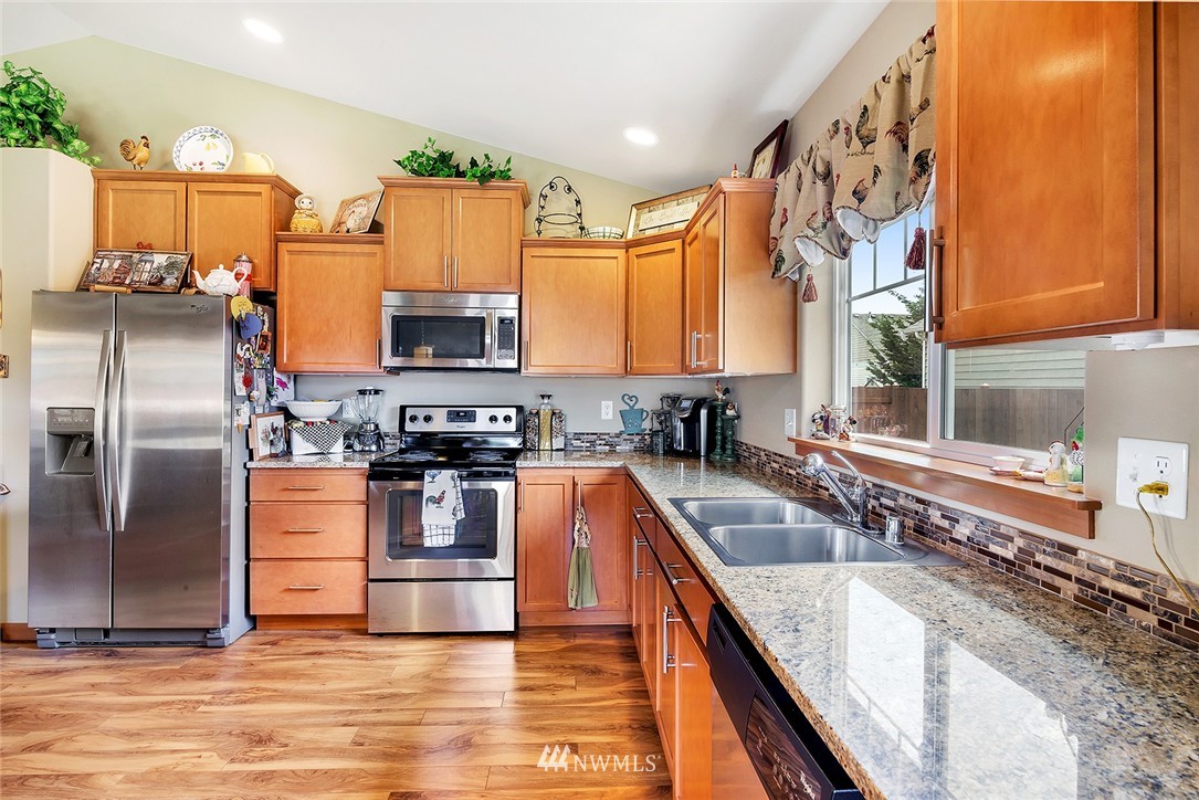 1805 Tundra Loop Mount Vernon, WA 98273 - Photo 6 of 20