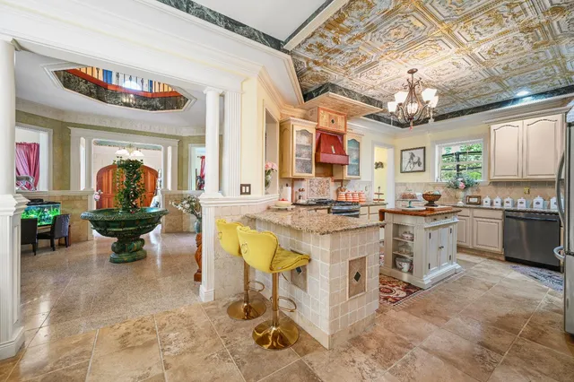 $799,900 | 19534 Longview Drive, Lawrenceburg, IN 47025