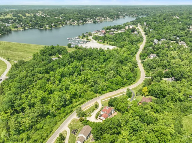 $799,900 | 19534 Longview Drive, Lawrenceburg, IN 47025