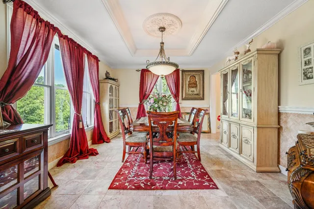 $799,900 | 19534 Longview Drive, Lawrenceburg, IN 47025