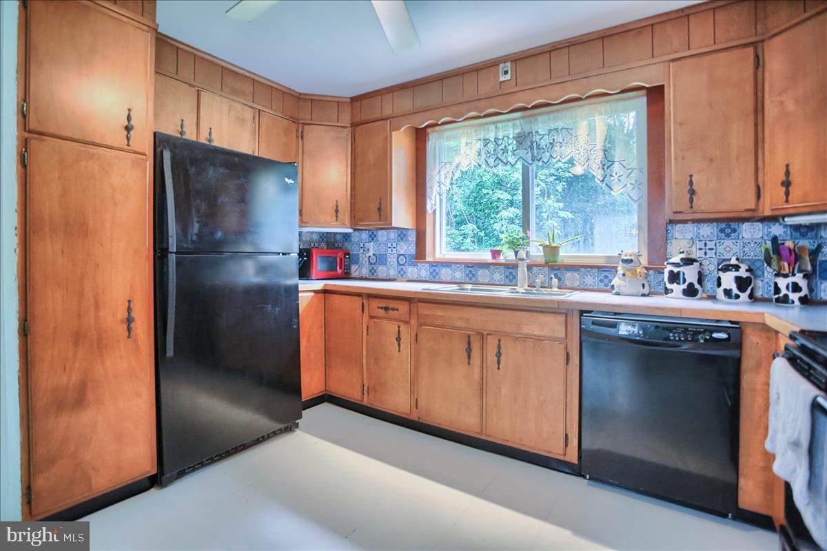 4030 West Hopewell Road Center Valley, PA 18034 - Photo 14 of 33 Gallery Image 14
