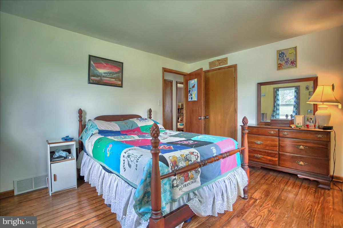 4030 West Hopewell Road Center Valley, PA 18034 - Photo 16 of 33 Gallery Image 16