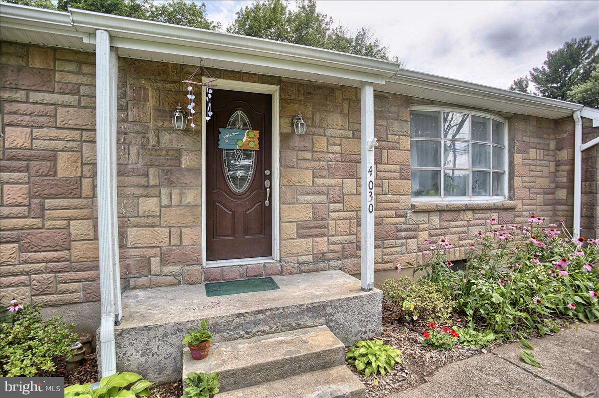 4030 West Hopewell Road Center Valley, PA 18034 - Photo 4 of 33 Gallery Image 4