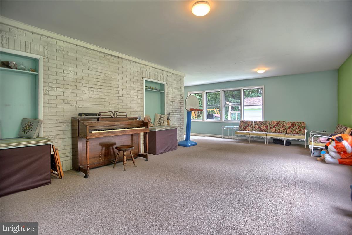 4030 West Hopewell Road Center Valley, PA 18034 - Photo 32 of 33 Gallery Image 32