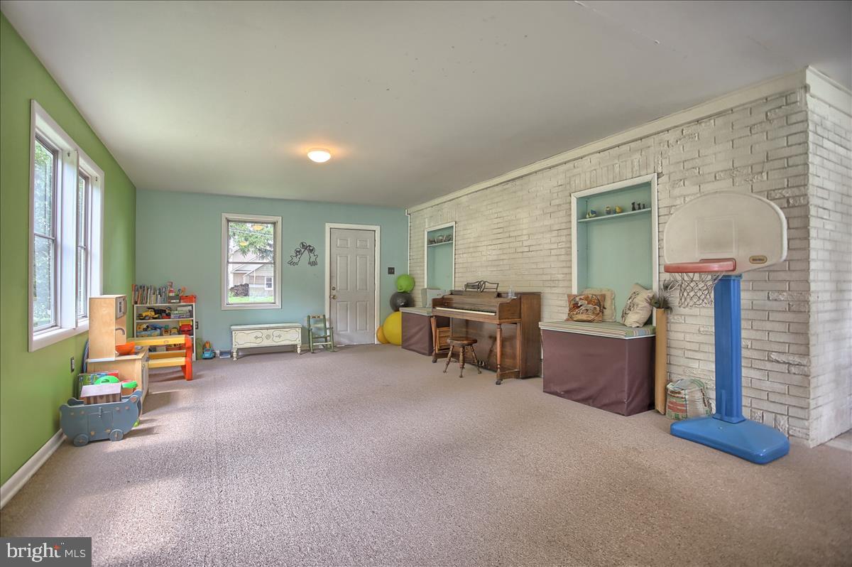 4030 West Hopewell Road Center Valley, PA 18034 - Photo 33 of 33 Gallery Image 33