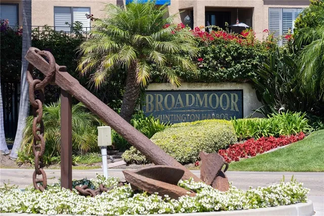 $4,200 | 3211 Anne Circle, Unit CI102, Huntington Beach, CA 92649