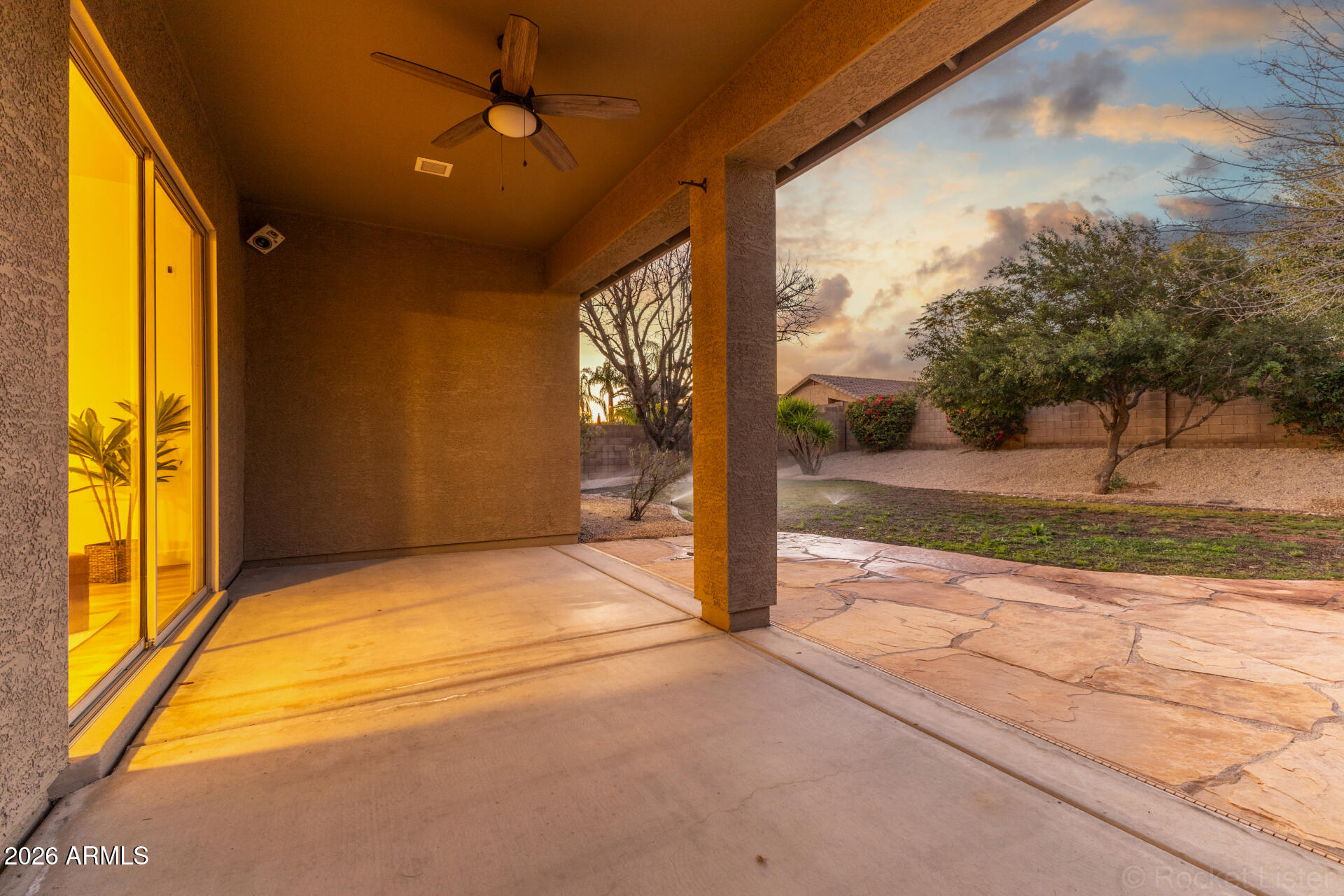 4382 East Briles Road Phoenix, AZ 85050 - Photo 33 of 41 49 Briles