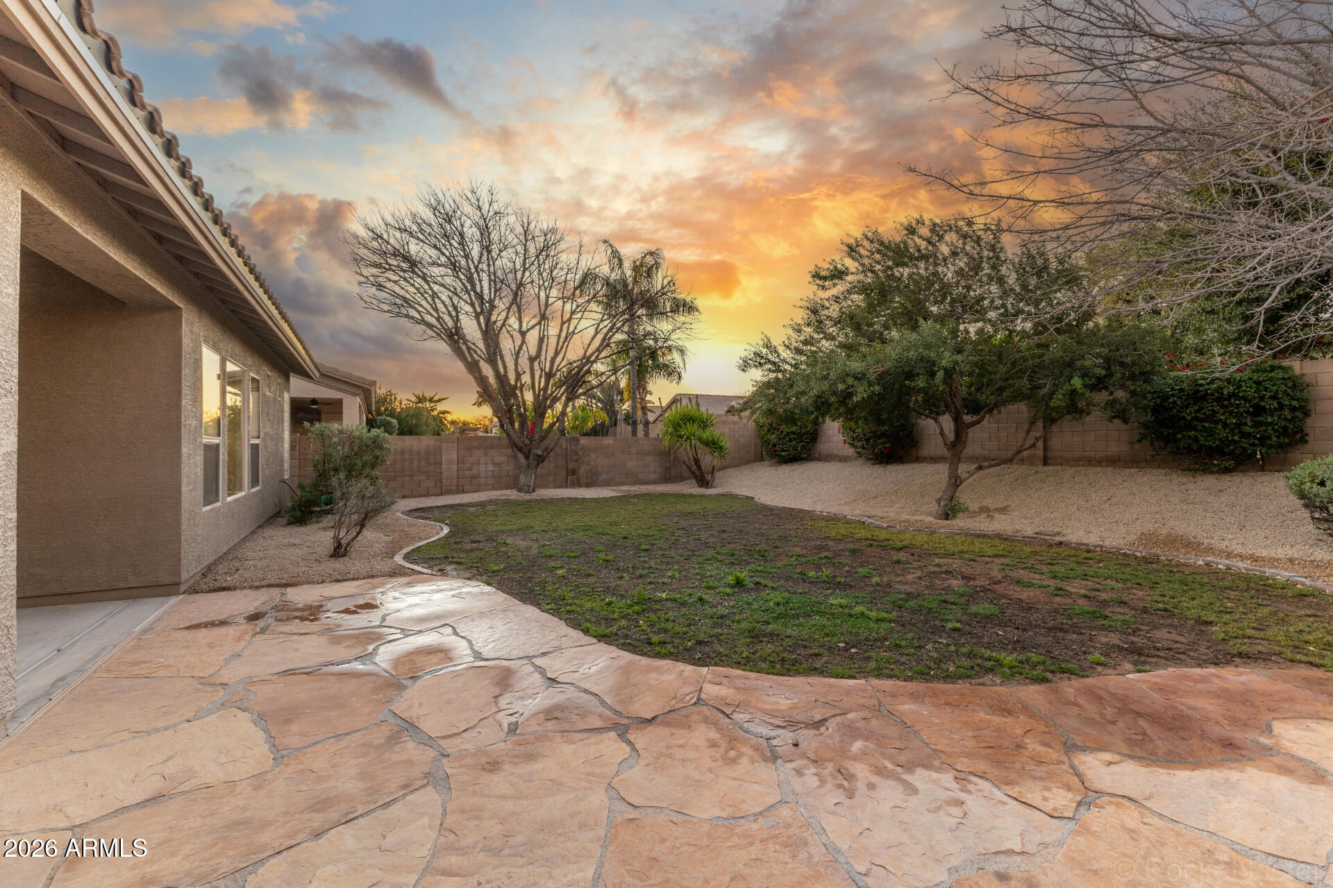 4382 East Briles Road Phoenix, AZ 85050 - Photo 36 of 41 52 Briles