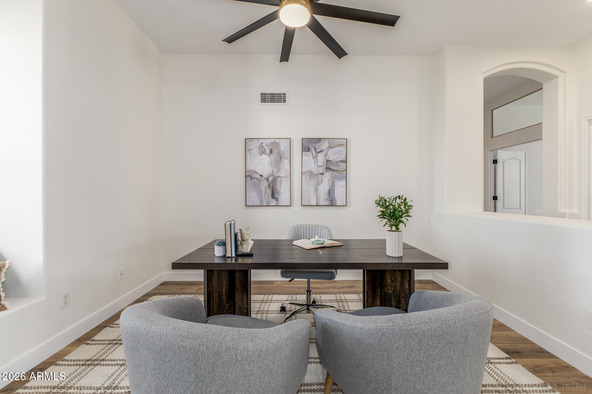 4382 East Briles Road Phoenix, AZ 85050 - Photo 4 of 41 20 Briles