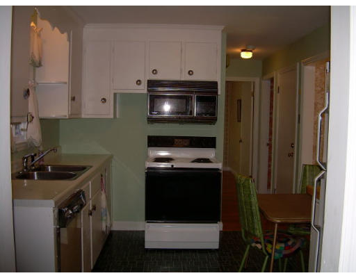 20 Brandon Road Worcester, MA 01606 - Photo 5 of 6 Gallery Image 5