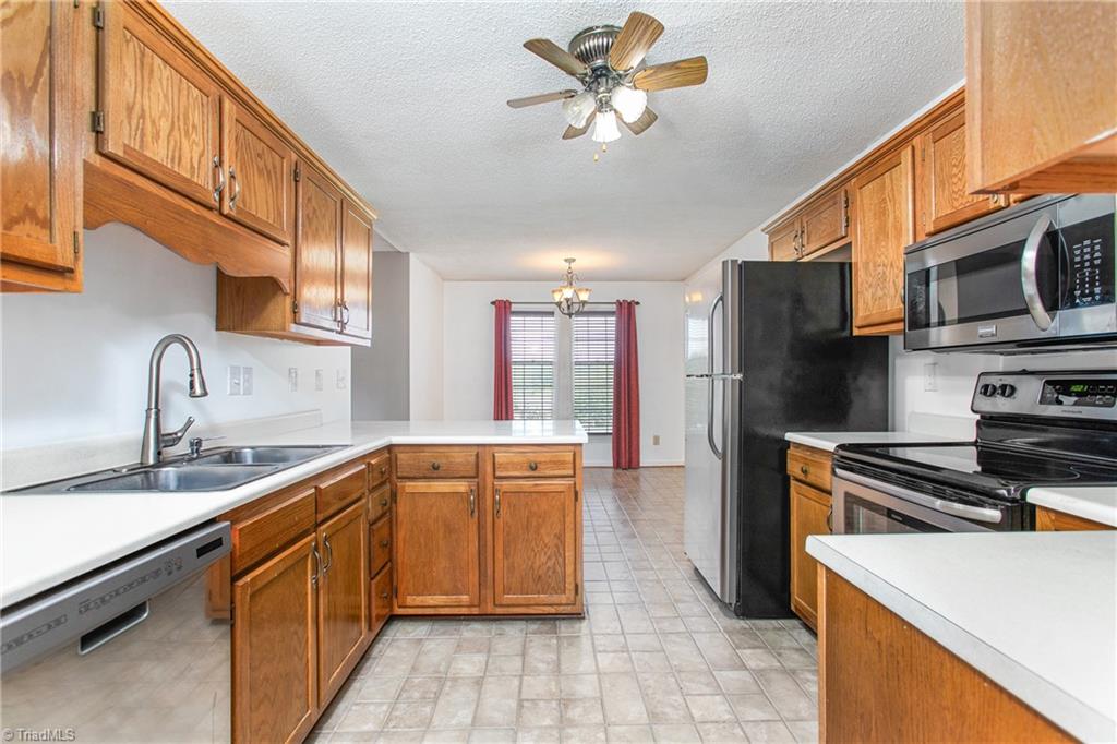 5763 Racine Road Randleman, NC 27317 - Photo 8 of 30 Gallery Image 8