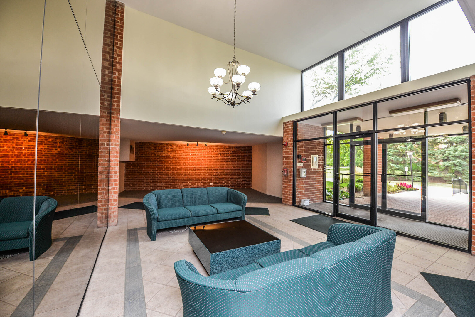 1415 East Central Road, Unit 206A Arlington Heights, IL 60005 - Photo 37 of 39