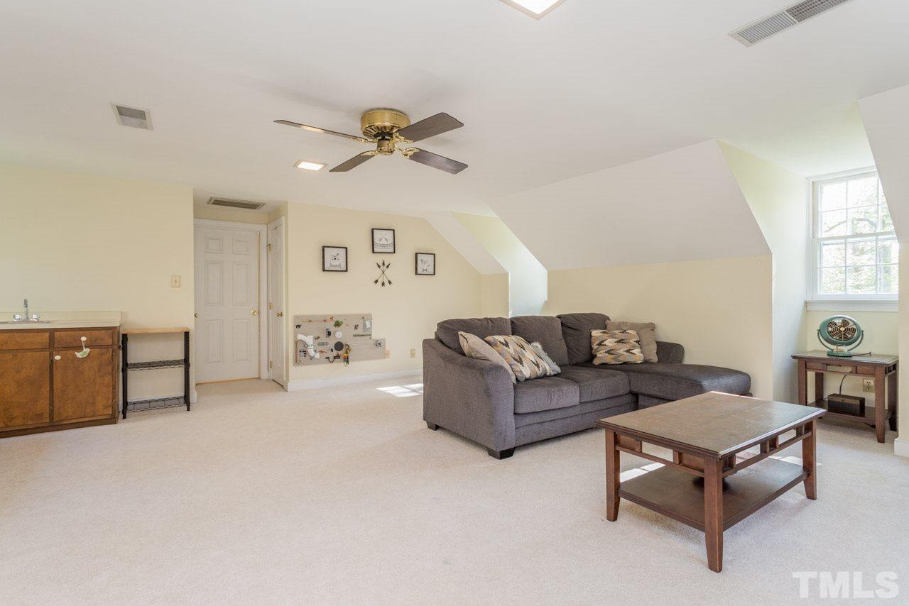 10200 Whitestone Road Raleigh, NC 27615 - Photo 13 of 24 Gallery Image 13