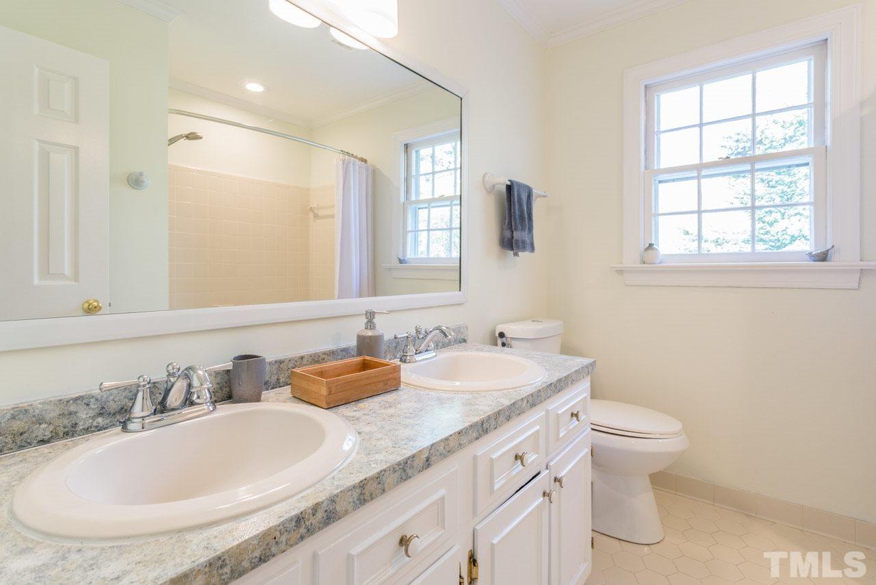 10200 Whitestone Road Raleigh, NC 27615 - Photo 17 of 24 Gallery Image 17