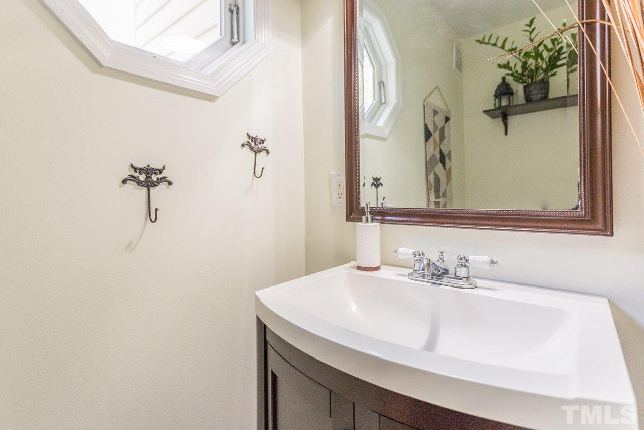 10200 Whitestone Road Raleigh, NC 27615 - Photo 18 of 24 Gallery Image 18