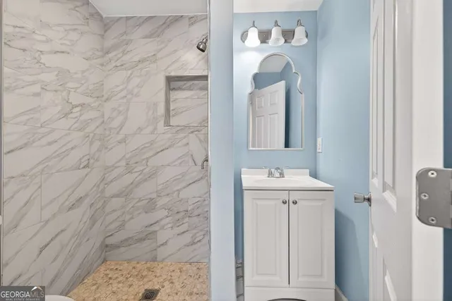 $450,000 | 150 Jefferson River Road, Athens, GA 30607