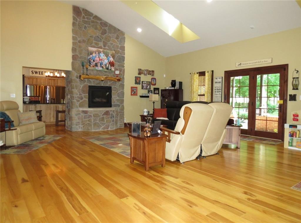 5550 West Lowell Road Columbus, IN 47201 - Photo 7 of 56