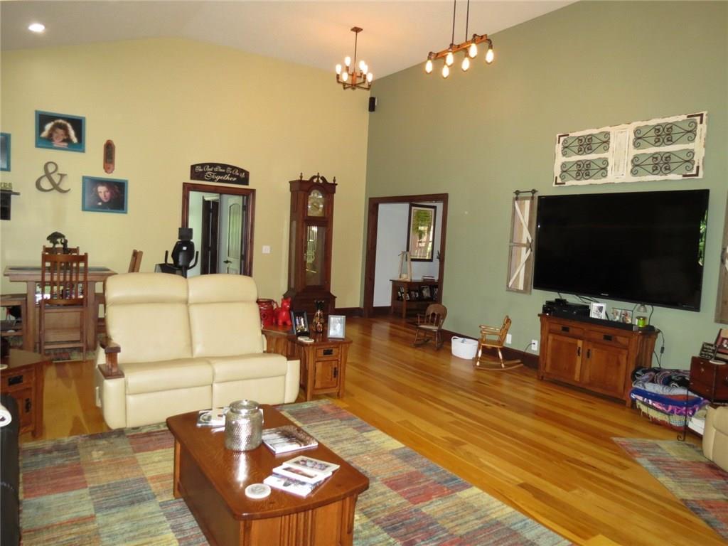 5550 West Lowell Road Columbus, IN 47201 - Photo 10 of 56