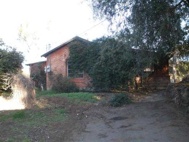 1924 Huffstatler Street Fallbrook, CA 92028 - Photo 3 of 6