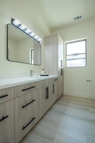 $1,174,950 | 10318 Fox Borough Drive, Oakdale, CA 95361