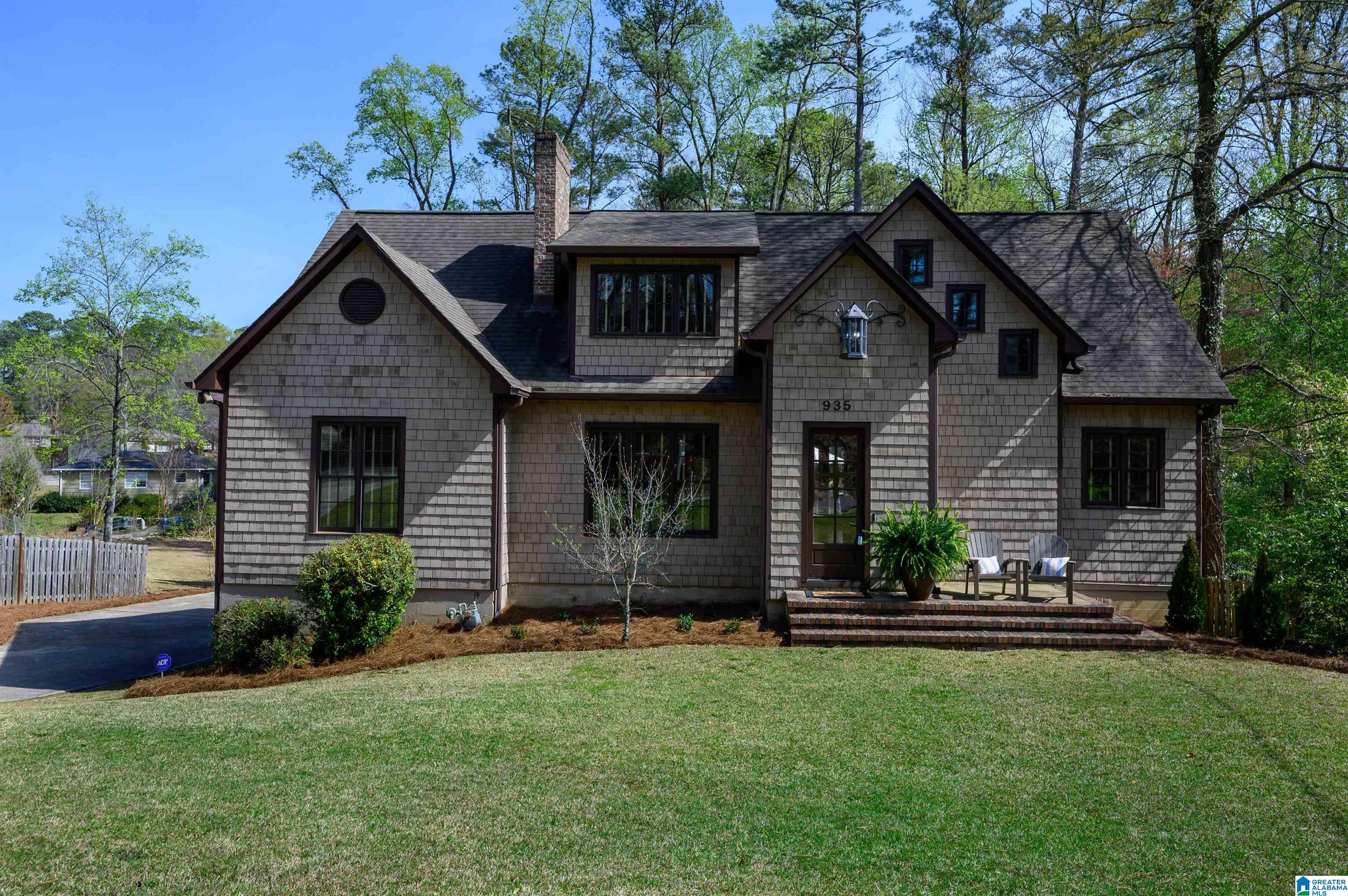 935 Saulter Road Birmingham, AL 35209 - Photo 1 of 53