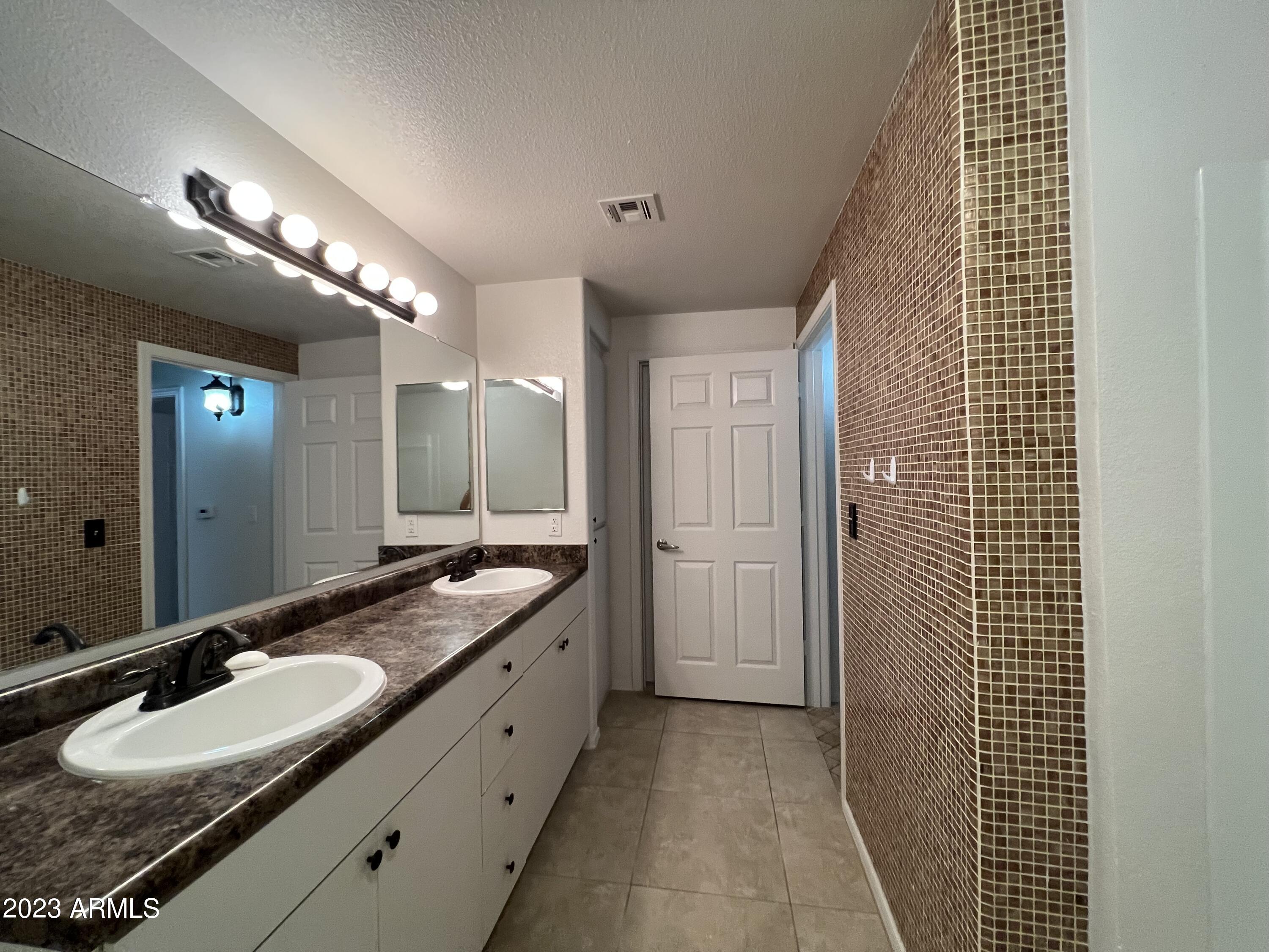 18416 North Cave Creek Road, Unit 1059 Phoenix, AZ 85032 - Photo 28 of 45 Nicely Upgraded