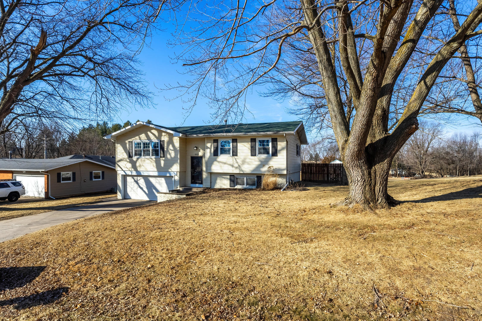 503 Bush Street Reynolds, IL 61279 - Photo 2 of 28